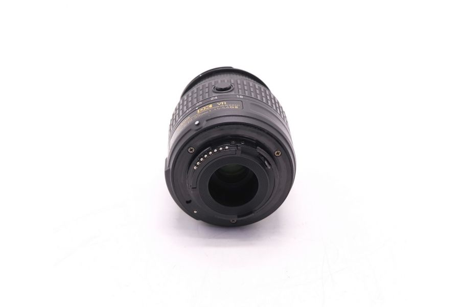 Nikon 18-55mm f/3.5-5.6G AF-S VR II DX Zoom-Nikkor неисправный