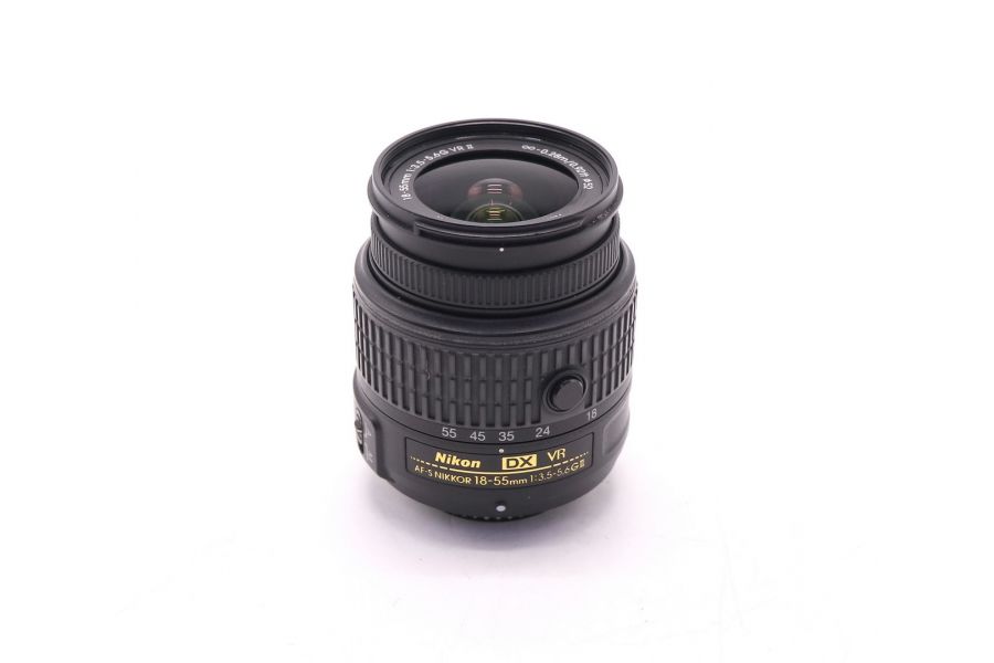 Nikon 18-55mm f/3.5-5.6G AF-S VR II DX Zoom-Nikkor неисправный