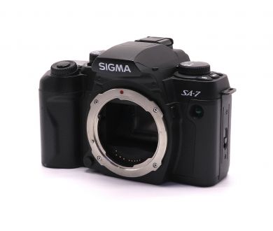 Зеркальная плёночная камера Sigma SA-7 body