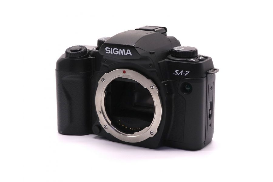 Зеркальная плёночная камера Sigma SA-7 body