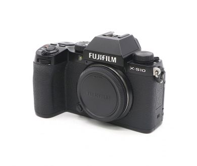 Компактный беззеркальный Fujifilm X-S10 body