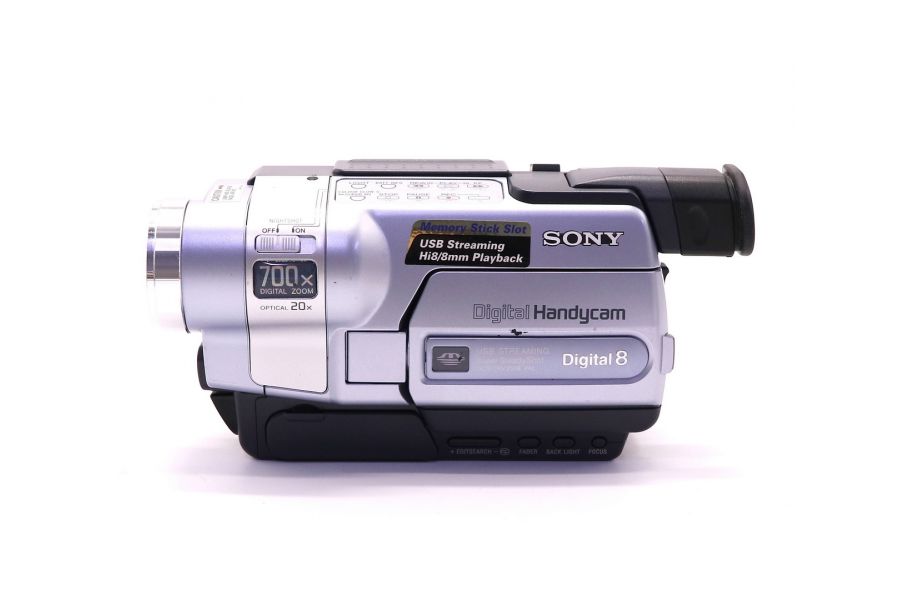 Видеокамера Sony DCR-TRV355E