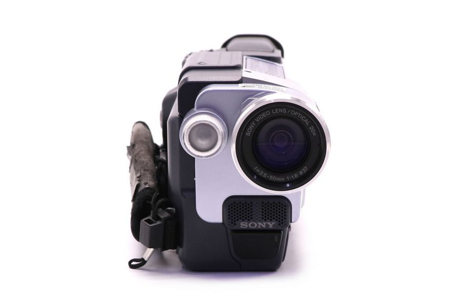 Видеокамера Sony DCR-TRV355E