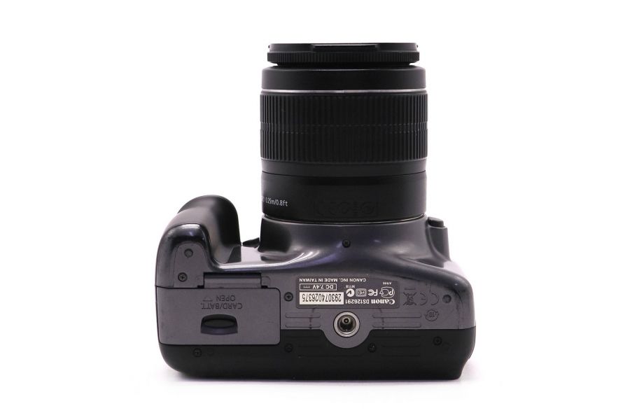 Canon EOS 1100D kit (пробег 33620 кадров)