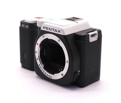 Фотокамера Pentax K-01 body (пробег 5980 кадров)