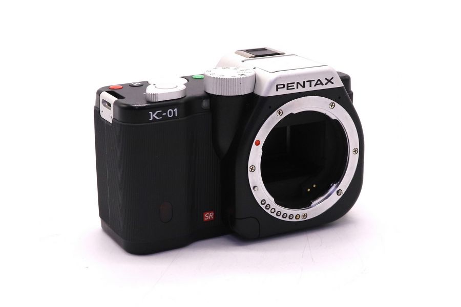 Pentax K-01 body (пробег 5910 кадров) беззеркальная