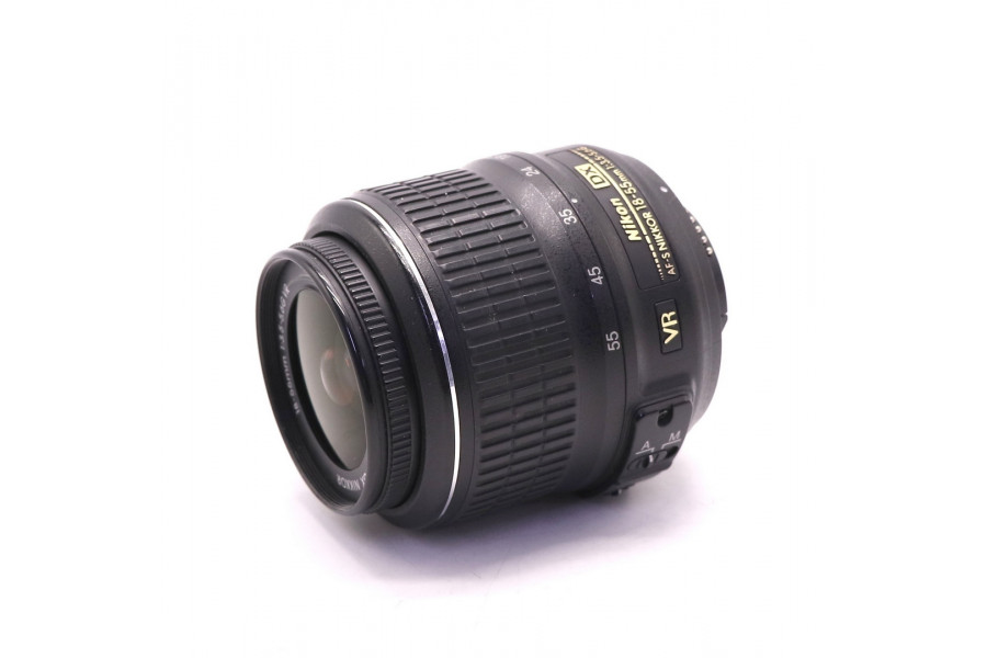 Nikon 18-55mm f/3.5-5.6G AF-S ED DX Nikkor неисправный