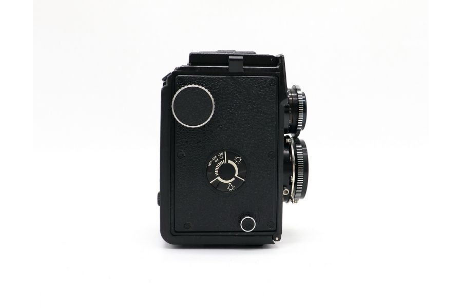 Пленочный фотоаппарат Любитель 166В (ЛОМО, 1983)