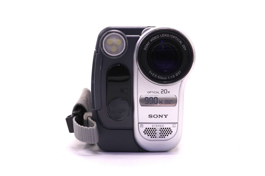 Цифровая видеокамера Sony DCR-TRV460E Digital8