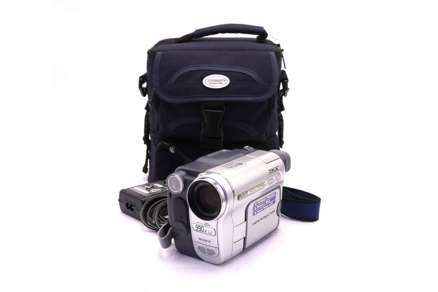 Цифровая видеокамера Sony DCR-TRV460E Digital8