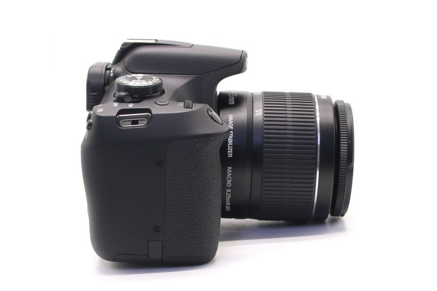 Canon EOS 2000D kit в упаковке (пробег 6240 кадров)