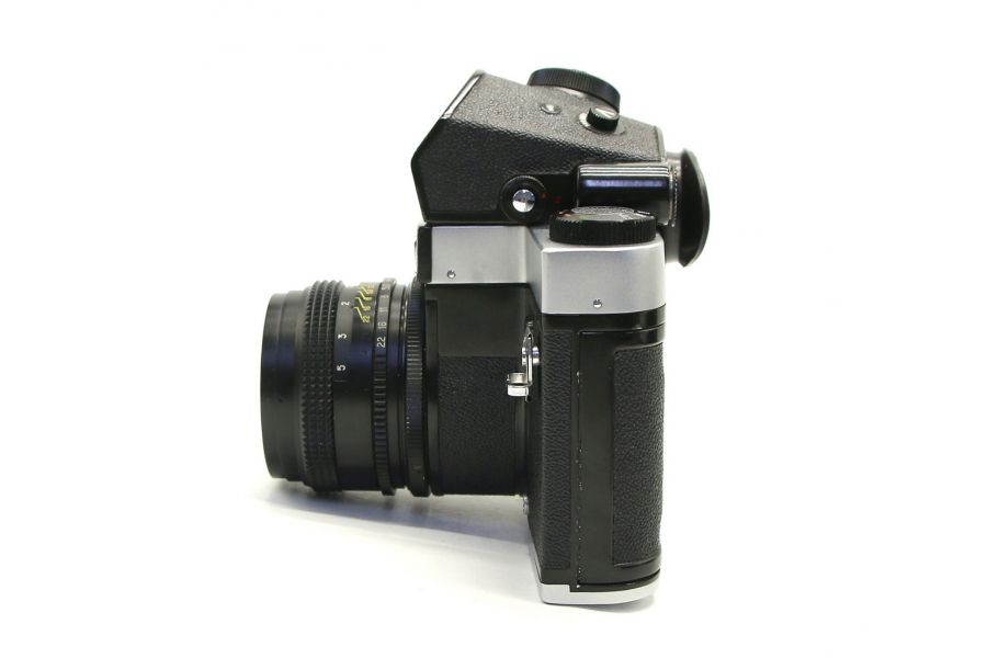 Среднеформатный фотоаппарат Киев 60 + Волна-3