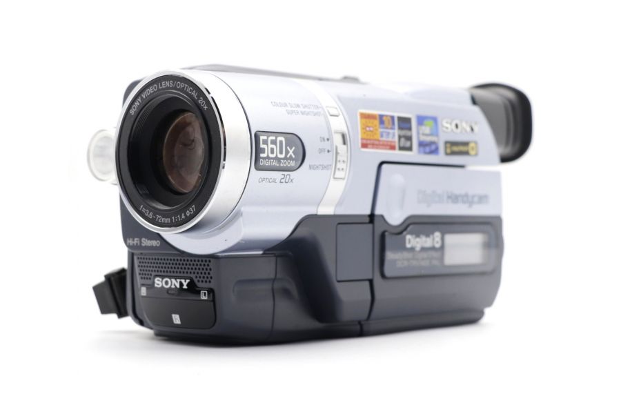 Видеокамера начального уровня Sony DCR-TRV140E