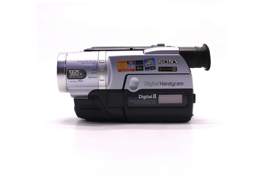 Видеокамера начального уровня Sony DCR-TRV140E