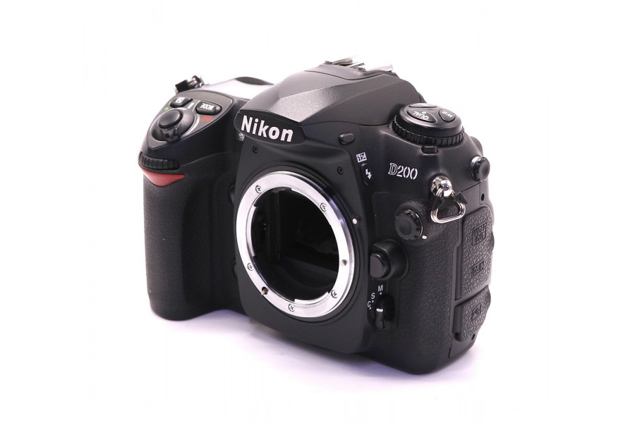 Фотокамера Nikon D200 body (пробег 6350 кадров)