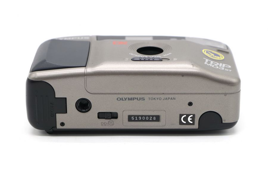 Компактный пленочный Olympus Trip MD3 ST