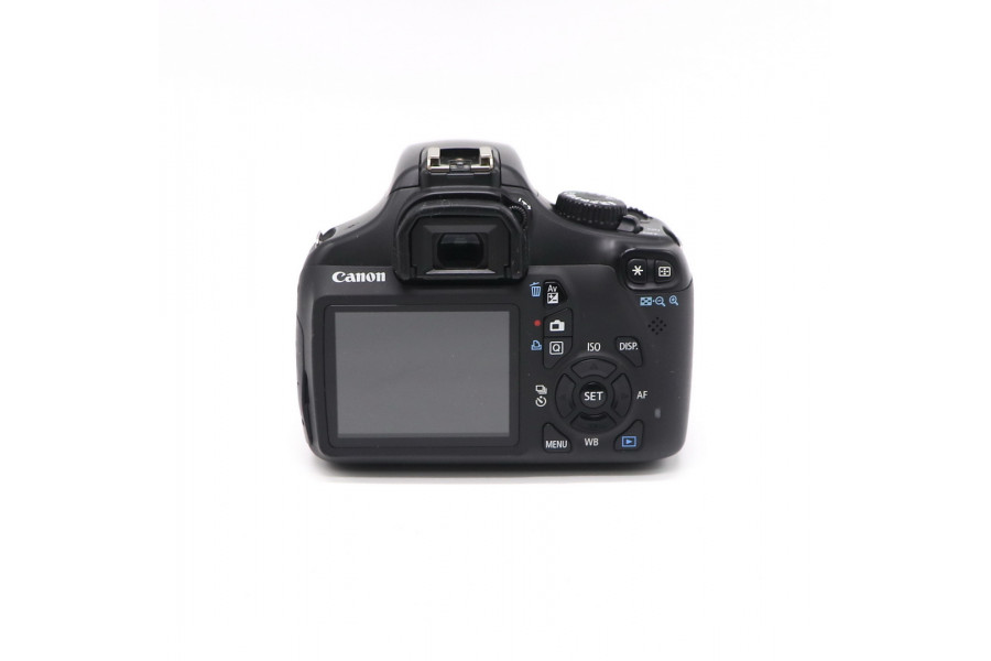Камера Canon EOS 1100D kit (пробег 26455 кадров)