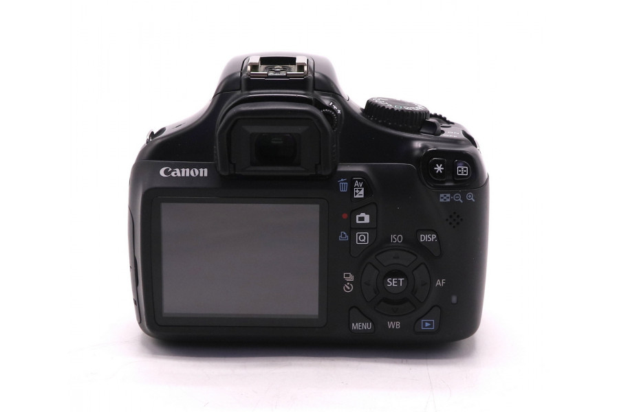 Canon EOS 1100D kit (пробег 25570 кадров)