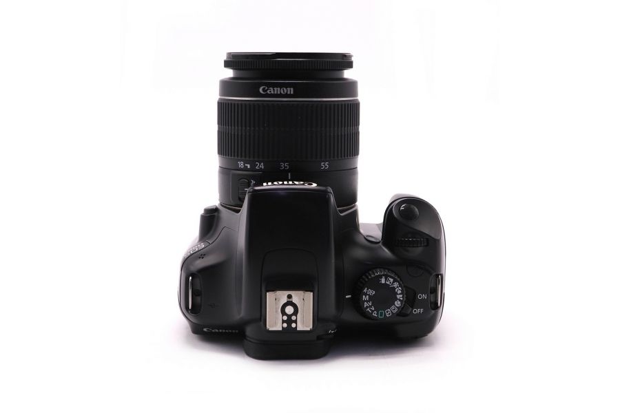 Canon EOS 1100D kit (пробег 25570 кадров)