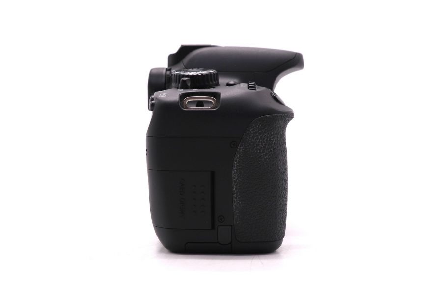 Фотокамера Canon EOS 650D body (пробег 4520 кадров)