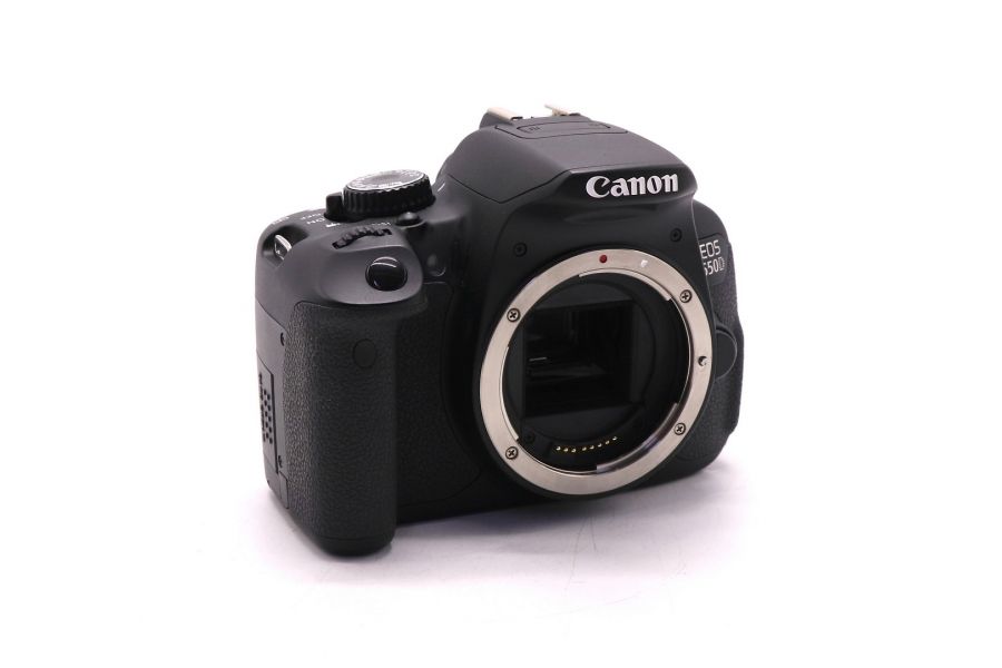 Фотокамера Canon EOS 650D body (пробег 4520 кадров)