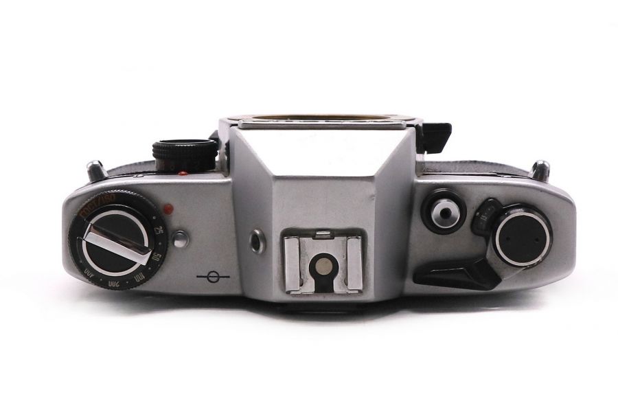 Советский зеркальный фотоаппарат Киев 19 body М42