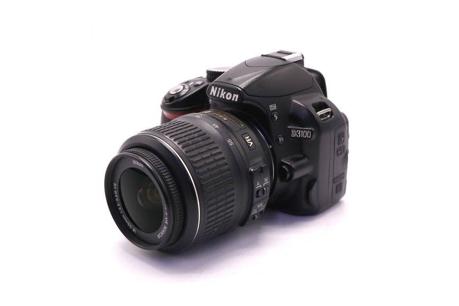 Nikon D3100 kit (пробег 24610 кадров)