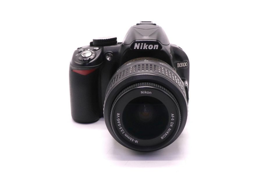Nikon D3100 kit (пробег 24610 кадров)