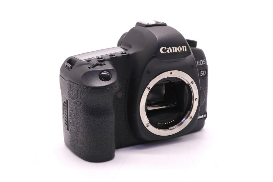 Canon EOS 5D Mark II body (пробег 49600 кадров)