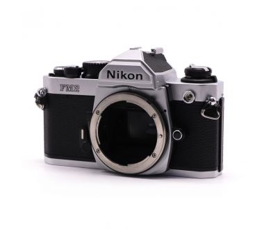 Полупрофессиональная зеркальная камера Nikon FM2n