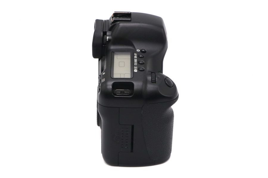 Зеркальный фотоаппарат Canon EOS 5D body