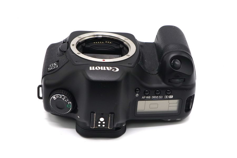 Зеркальный фотоаппарат Canon EOS 5D body
