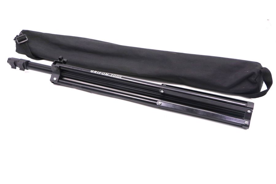 Для фиксации фотооборудования Стойка Grifon-2000