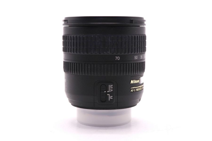 Nikon 18-70mm f3.5-4.5G ED-IF AF-S DX Zoom Nikkor (Thailand)