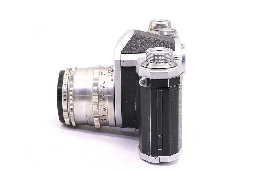 Зеркальный пленочный фотоаппарат Contax D kit