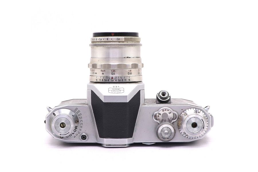 Зеркальный пленочный фотоаппарат Contax D kit