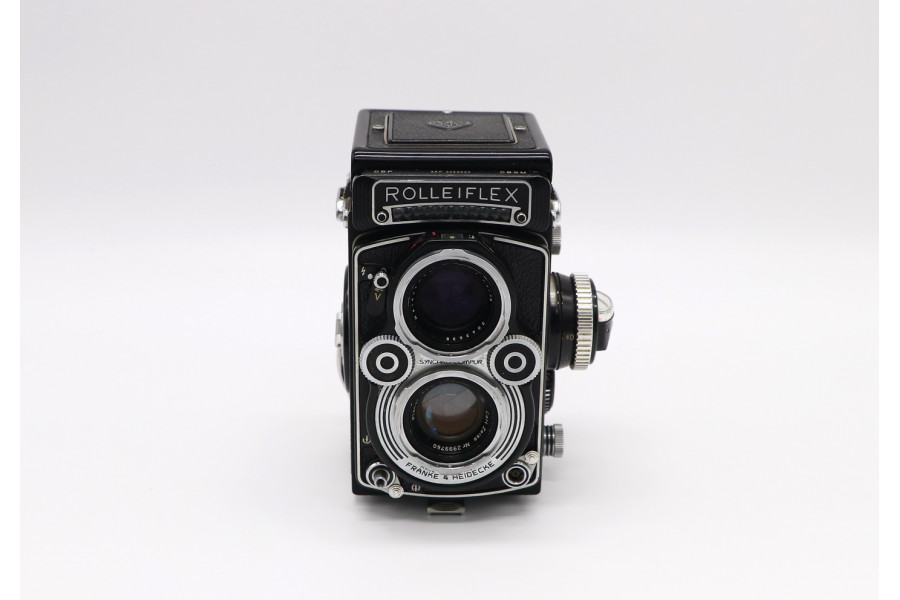 Немецкий TLR-фотоаппарат Rolleiflex 3.5F