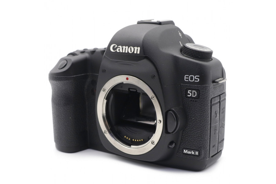 Canon EOS 5D Mark II body (пробег 2480 кадров)