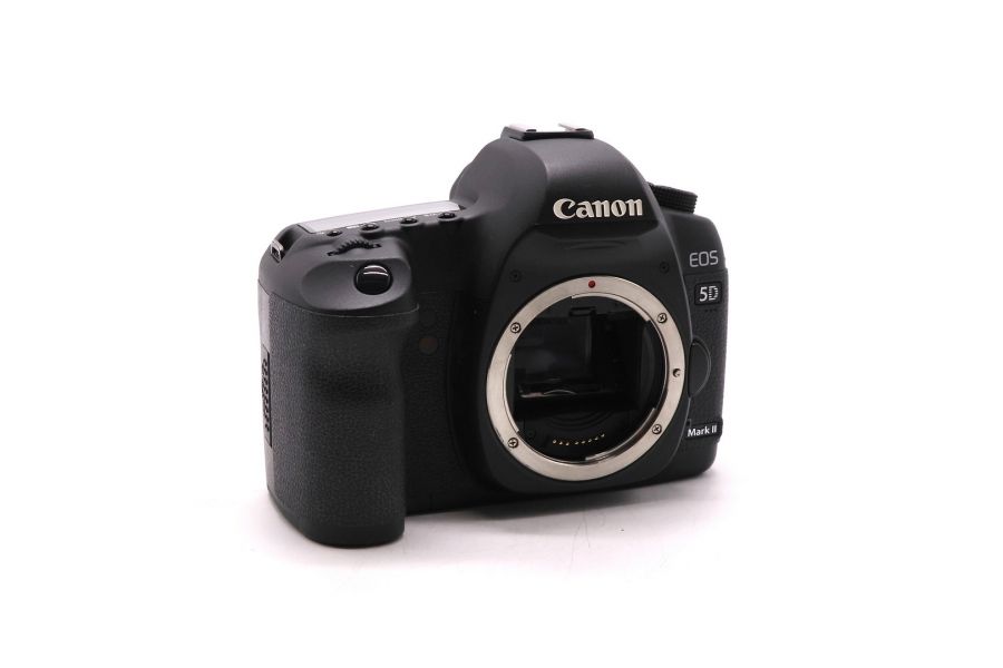 Canon EOS 5D Mark II body (пробег 26000 кадров)