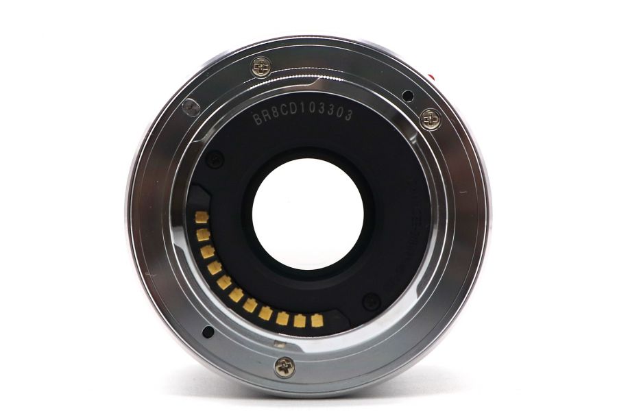 Panasonic Lumix G 42.5mm f/1.7 Asph. Power O.I.S. в упаковке