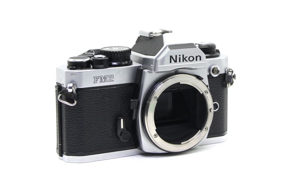 Фотоаппарат зеркальный пленочный Nikon FM2 body