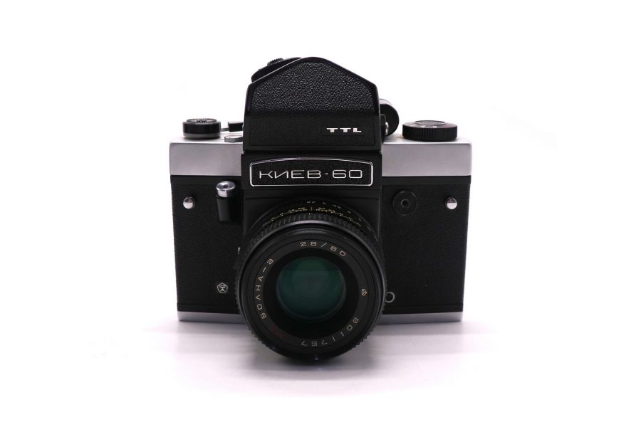 Фотокамера зеркальная Киев 60 + Волна-3 (СССР)