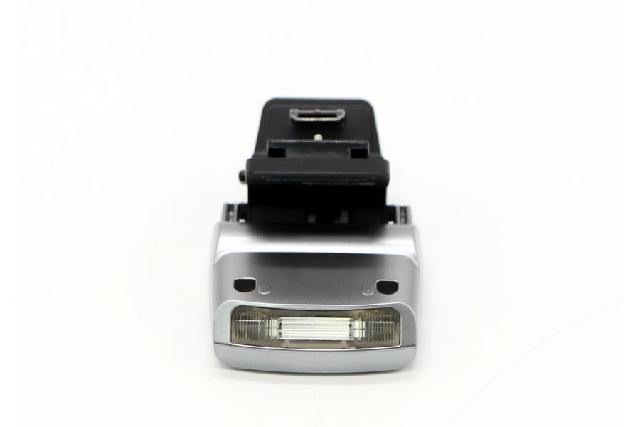 Фотовспышка компактная внешняя Olympus FL-LM1