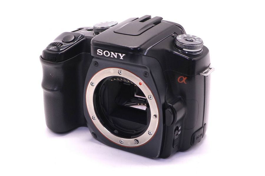 Sony Alpha DSLR-A100 body