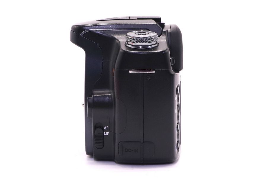 Sony Alpha DSLR-A100 body