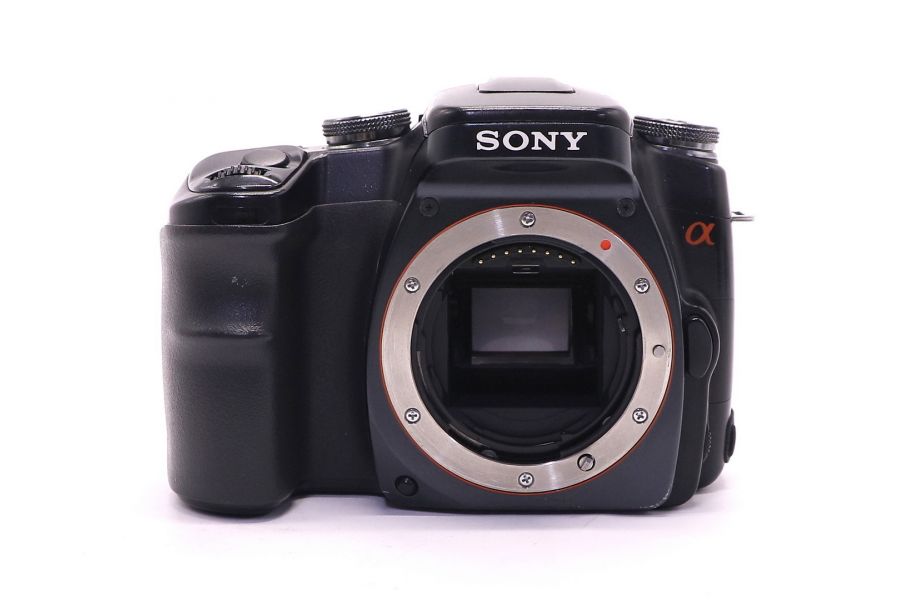 Sony Alpha DSLR-A100 body