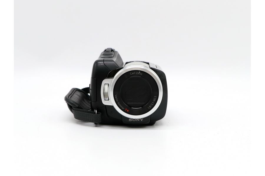 Видеокамера цифровая Sony HDR-SR10E Handycam