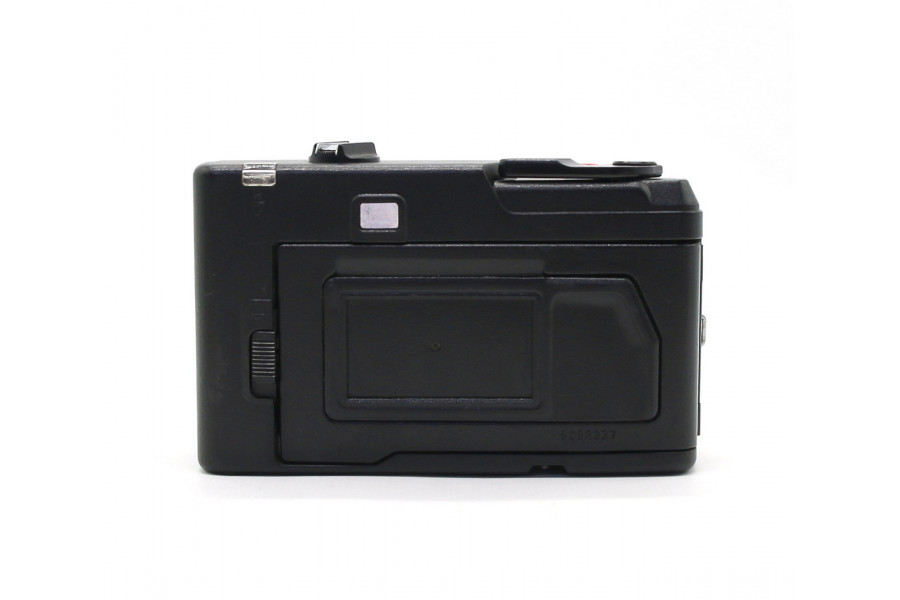 Советский малоформатный фотоаппарат Эликон-4