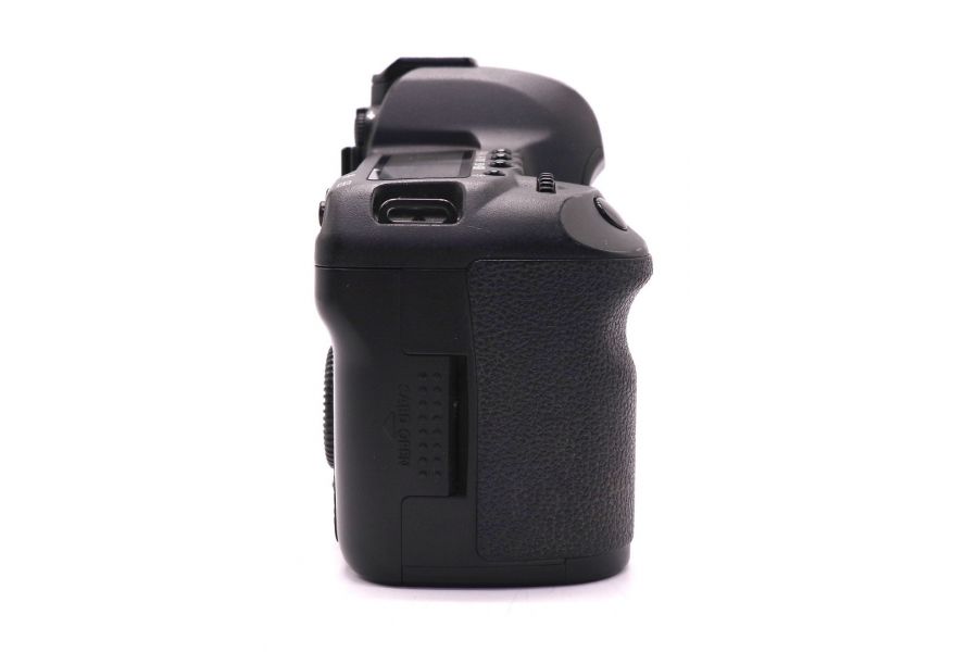 Canon EOS 5D Mark II body (пробег 72000 кадров)