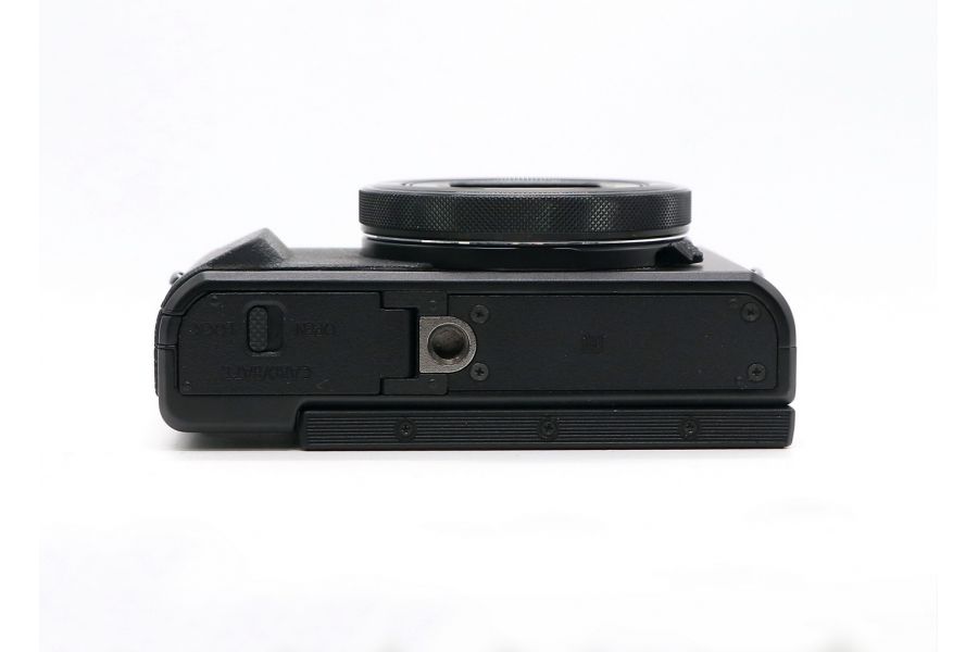 Камера Canon PowerShot G7X Mark II в упаковке